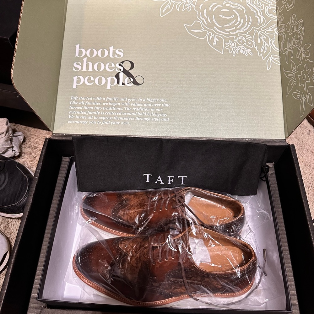 TAFT Model 103 size 9; New, tried on once on carpet, otherwise never worn.
